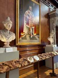 Explore Hampton Court Before Tulip Season Ends