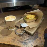 代代木必衝！BONDI COFFEE 食到唔捨得走🥪