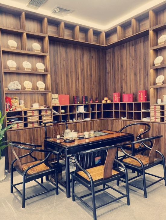 坪山高鐵站首選！深圳和城酒店親民奢華體驗】**  