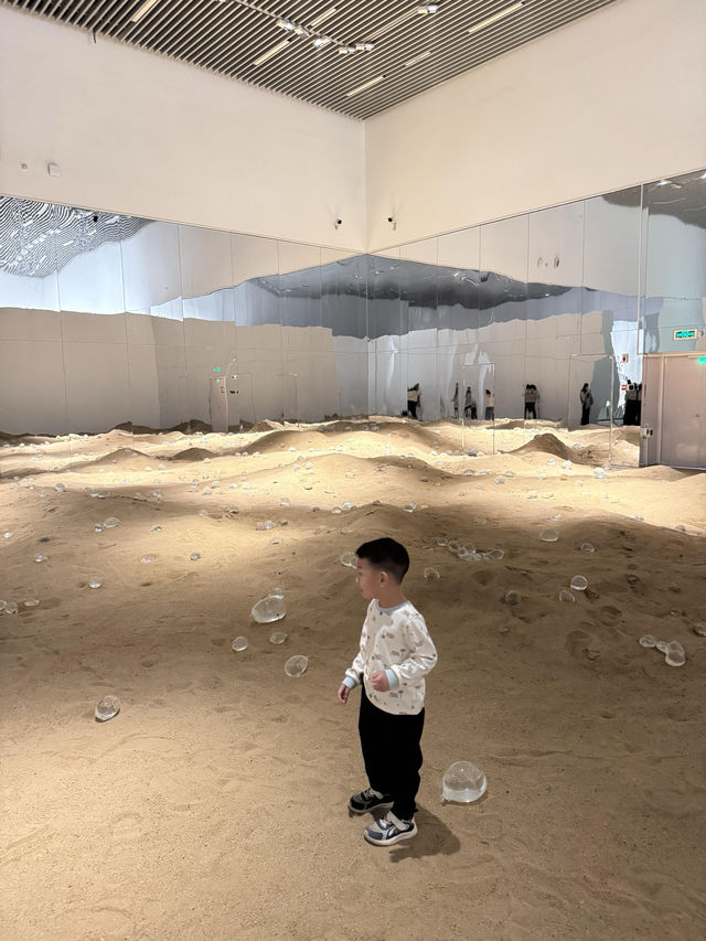 長沙遛娃天花板湖南美術館免費展覽太絕了！