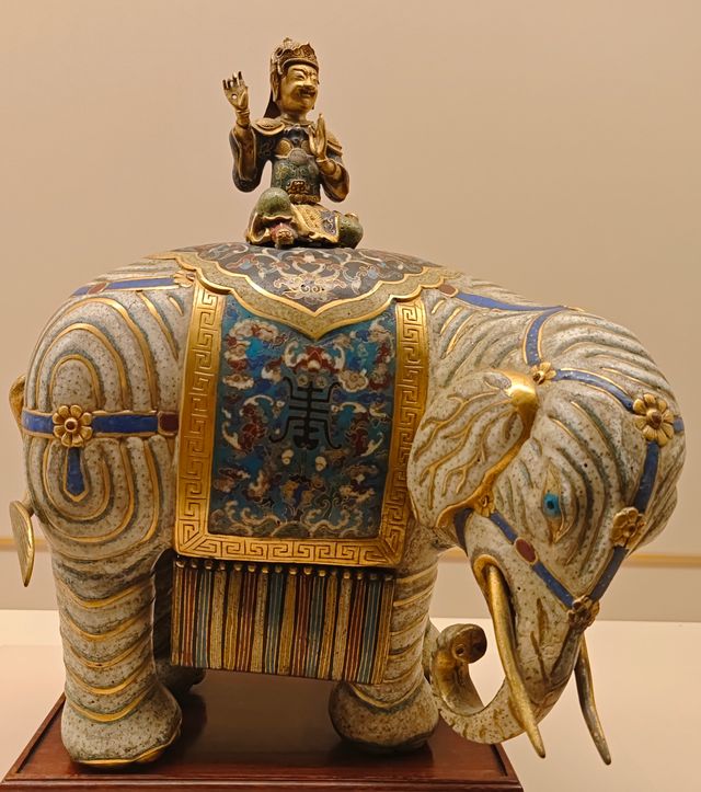 上海博物館（人民廣場館）的掐絲琺瑯美到窒息