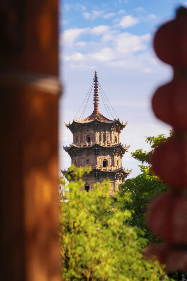 泉州漫遊｜古城小巷裡，邂逅東西塔的N種模樣