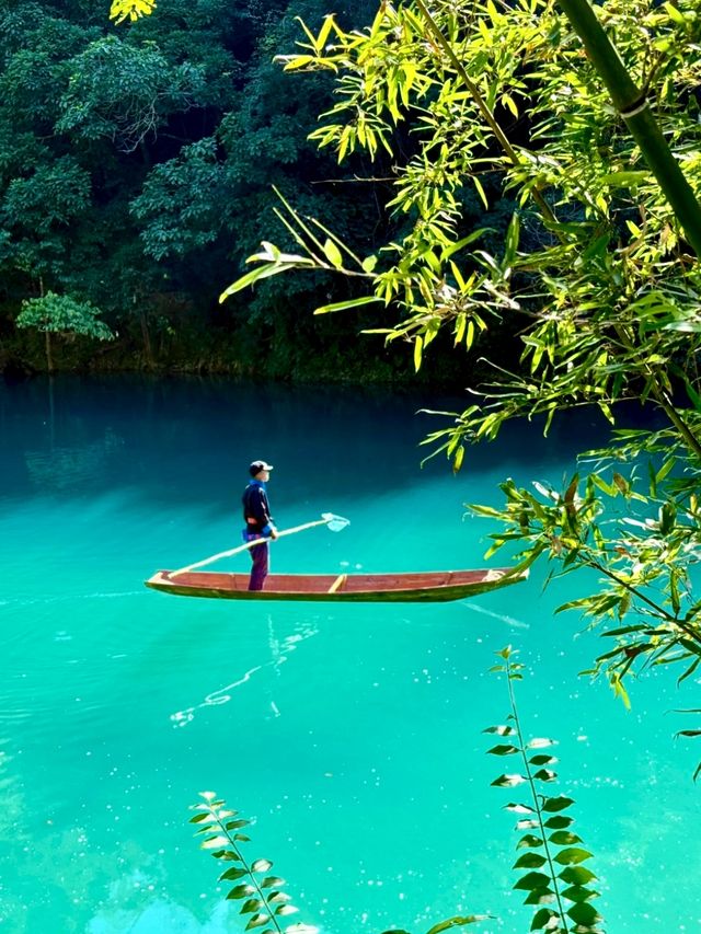 荔波小七孔3小時快速玩!! 我們提前一晚入住的施柏閣酒店~ 酒店VIP入口出發 步行至大七孔古橋 荔波小七孔3小時快速玩!! 我們提前一晚入住的施柏閣酒店~ 酒店VIP入口出發 步行至大七孔古橋