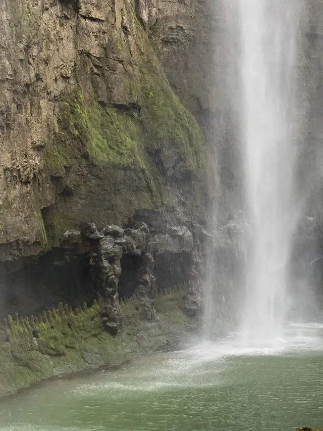 宜昌三日遊之三峽大瀑布三峽大壩 宜昌三日遊之三峽大瀑布三峽大壩