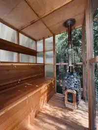 住進莫干山神仙民宿!森林裡藏著一間桑拿房