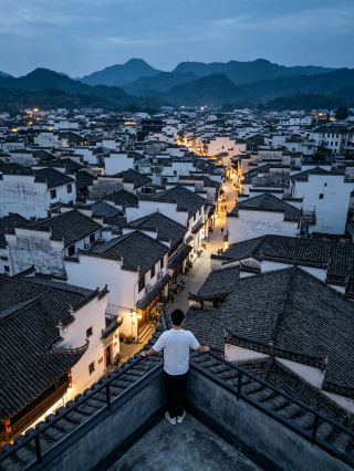 Having been a prefecture and county town for 1400 years, what makes the ancient city of Huizhou worthy of the title "the Confucian and Mencian Land of Southeast China"?