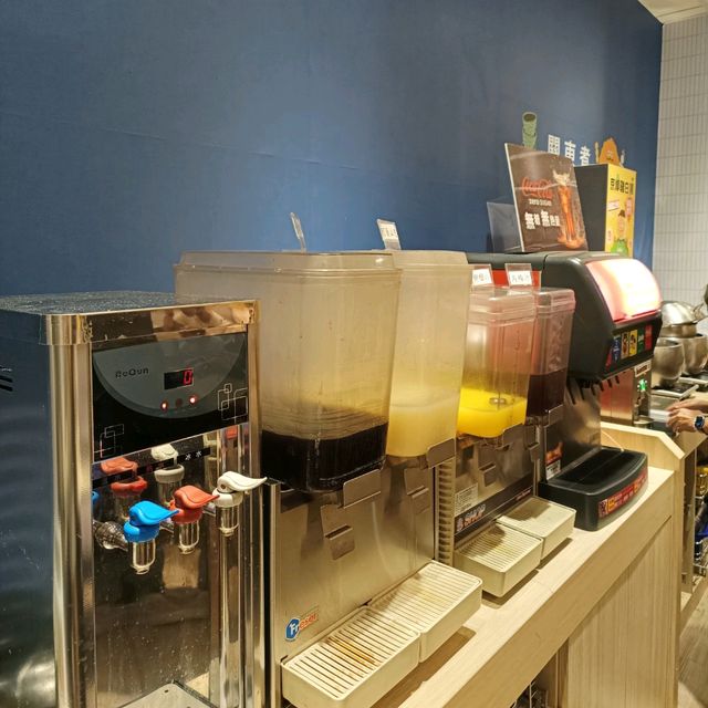 高雄夢時代美食分享~京厚屋 豬排專賣店 吃到飽餐廳