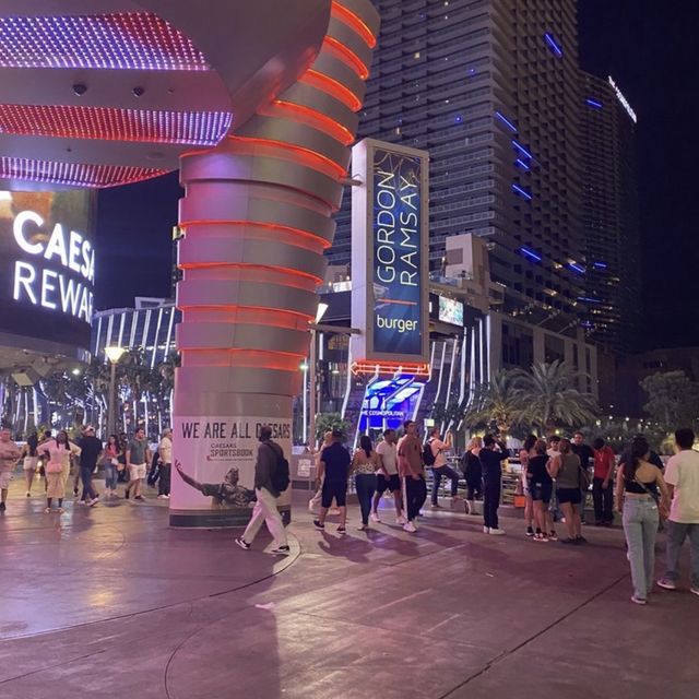 Gordon Ramsay restaurant- Las Vegas