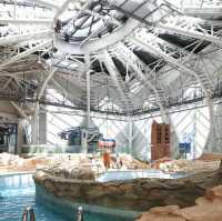 🌊 2023年落成的澳門最新水上樂園：一場水上冒險之旅！🚀