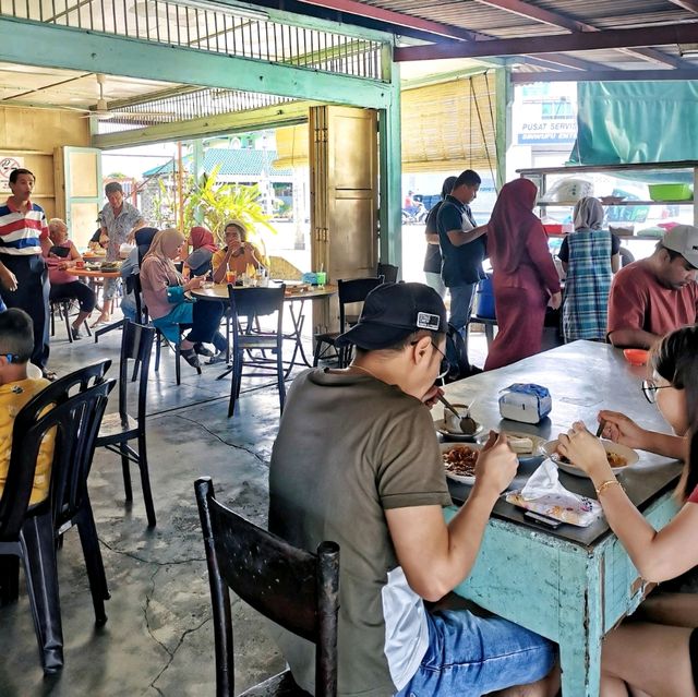 A hidden old-school kopitiam in Muar