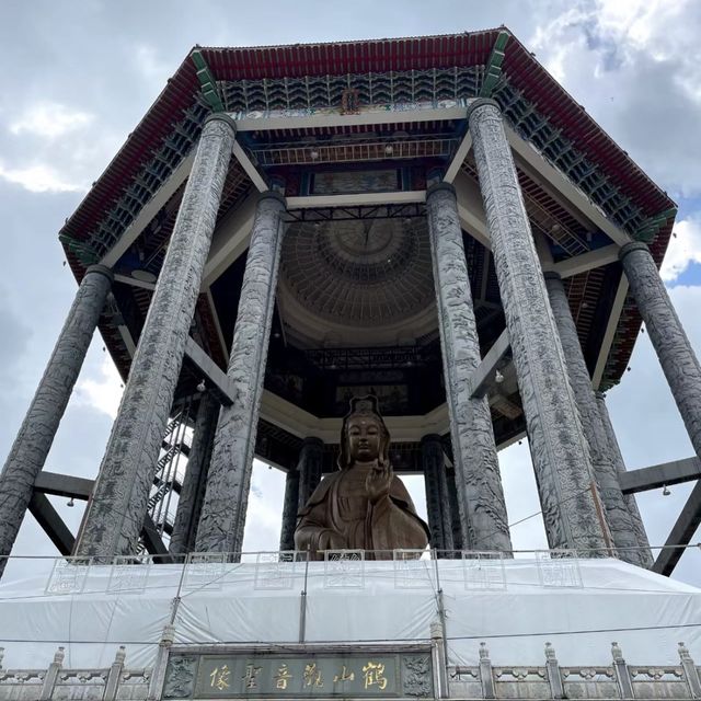 靈心寧靜！探索檳城極樂寺的宗教寶藏🏯🙏🌸