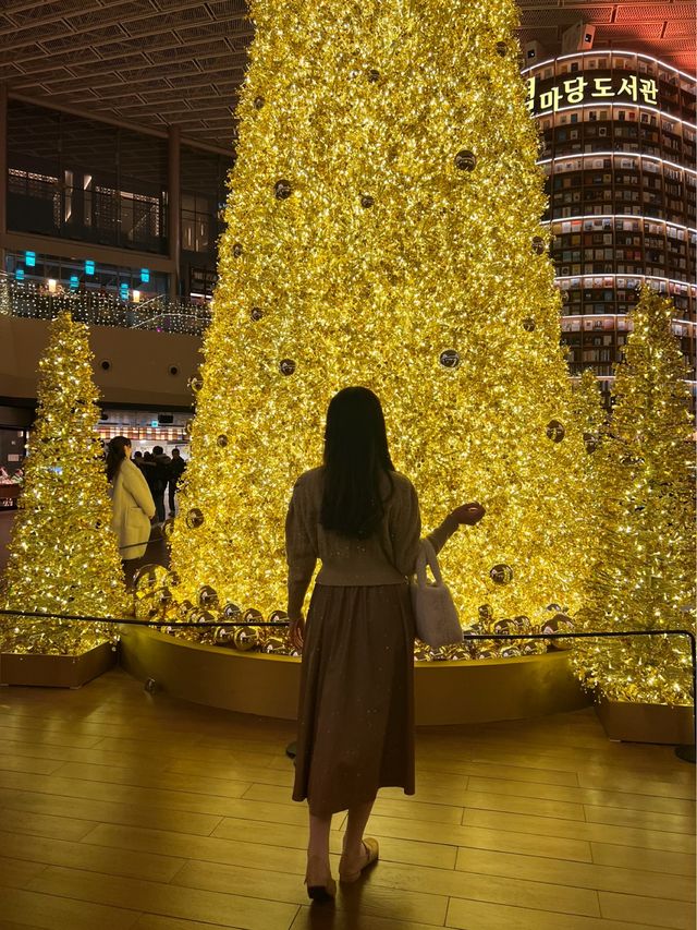 韓国/ソウル【COEX】ビョルマダン図書館×クリスマス2023