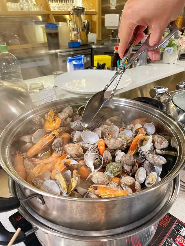 葵涌任飲紅白酒自助餐🍽