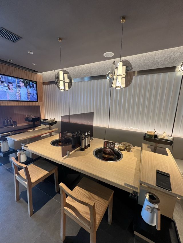 香港麻辣鍋推介:午市二人火鍋套餐$398 香港麻辣鍋推介:午市二人火鍋套餐$398