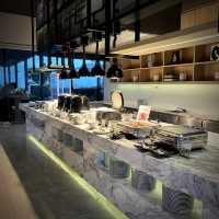 บุฟเฟต์ข้าวต้ม 299 ที่ Holiday Inn Sriracha 