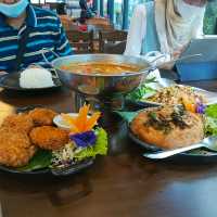 มาหาดใหญ่ต้องแวะ..บังเลาะห์ไก่ทอดเดชา