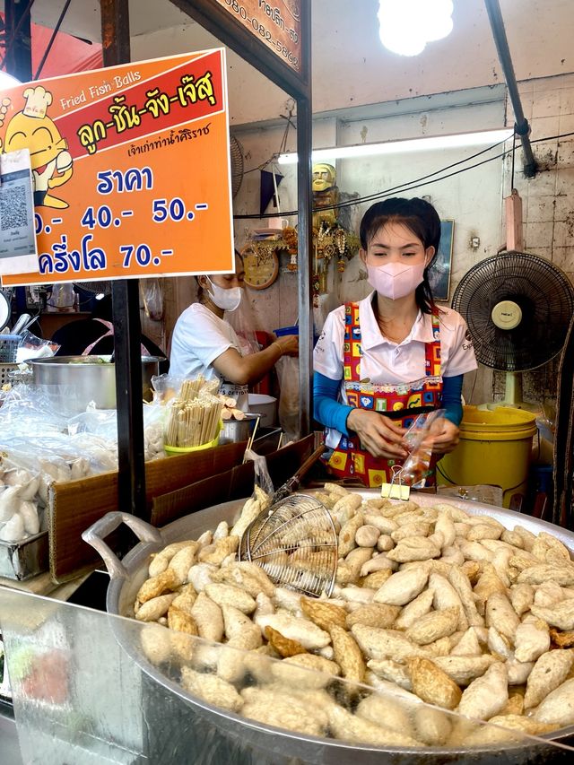😋ชวนชิมตลาดวังหลัง ศิริราช🍝