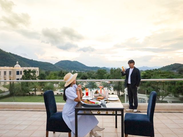 Jupiter Trevi Resort and Spa ที่พักเขาใหญ่สุดปัง