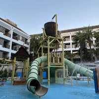 YOHO beach resort 