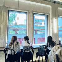 🇰🇷 The Spot Fabulous Cafe