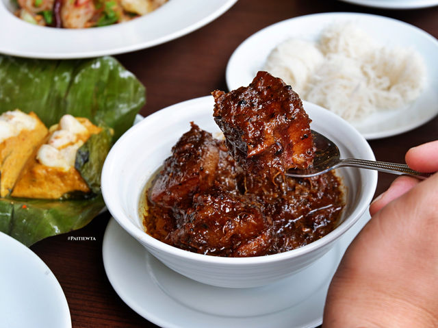 ร้านวันจันทร์ One Chun Cafe n' Restaurant 