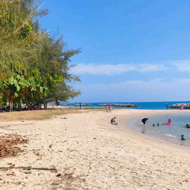 หาดแสงจันทร์ จ.ระยอง