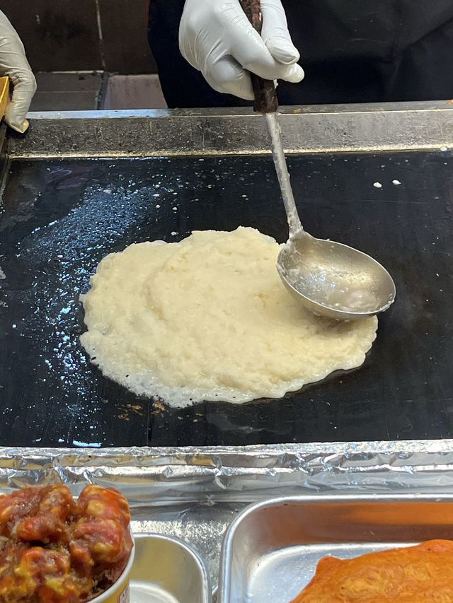 속초 | 속초관광수산시장에서 먹으면 좋을 ‘오징어순대’ 🦑