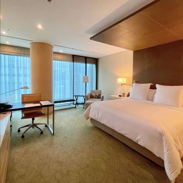 夢幻之宿！東京丸之內四季酒店的五星級體驗！🌸🏨