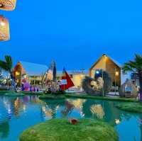 The Beach กลางกรุง คาเฟ่และร้านอาหารฟีลทะเล 