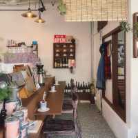 【釜山隱藏寶藏】Dip Slow Coffeebar：高品質咖啡，舒適環境，適合咖啡愛好者和甜點迷