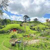 Family Trip to Hobbiton Movie Set