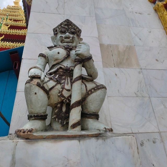 หนาวนี้เข้าวัดไหว้พระขอพรเสริมบารมี