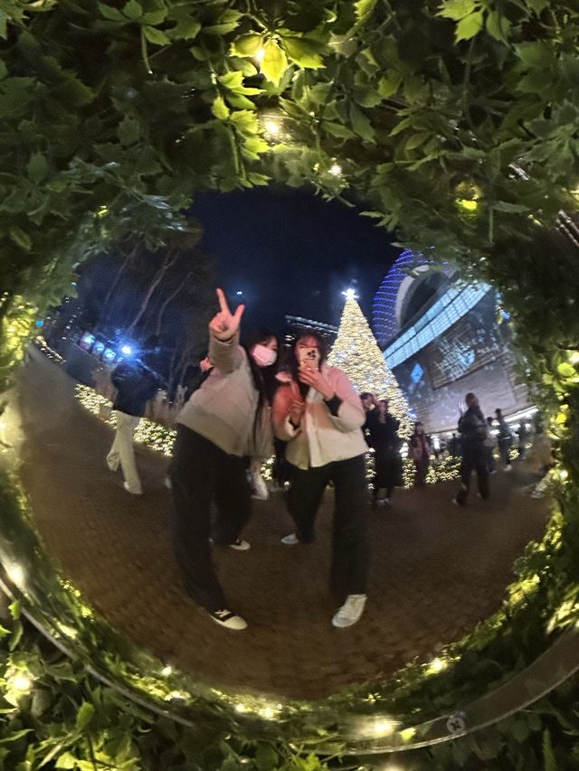 올겨울 크리스마스엔 트립닷컴 통해 트리 앞으로😍😍