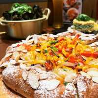 「必食邪惡芝加哥pizza及魚香青椒炸雞」