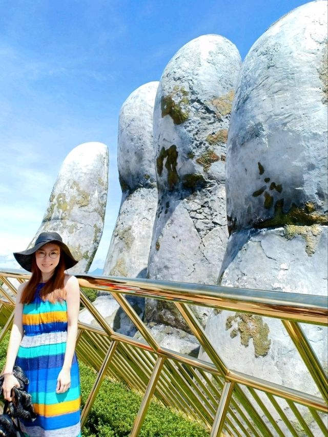 🇻🇳 Golden Hands Bridge @ Da Nang