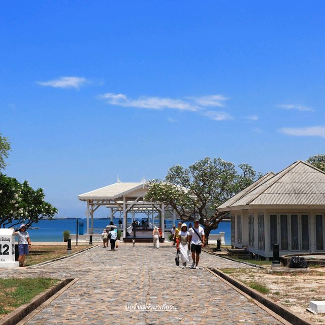 สะพานอัษฏางค์ เกาะสีชัง