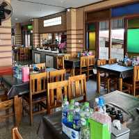 ร้านบรรยากาศดีริมน้ำโขง “ร้านแม่งามอิ่มอร่อย“