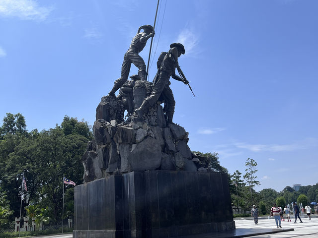 Monument of the history 'To Our Glorious Dead'