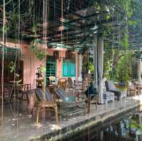 ฝูงคาเฟ่ คาเฟ่ในซอยลับเมืองจันทบุรี