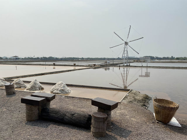 Salt Lake De Maeklong