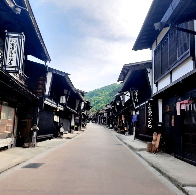 เดินชิลที่ Narai-juku (นาราอิ-จูกุ) หมู่บ้านโบราณ