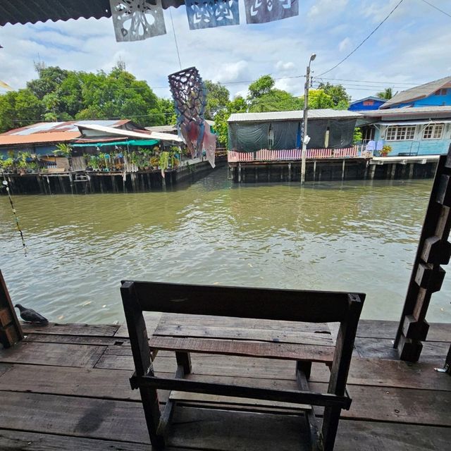 ตลาดชุมชนริมคลองบางหลวง