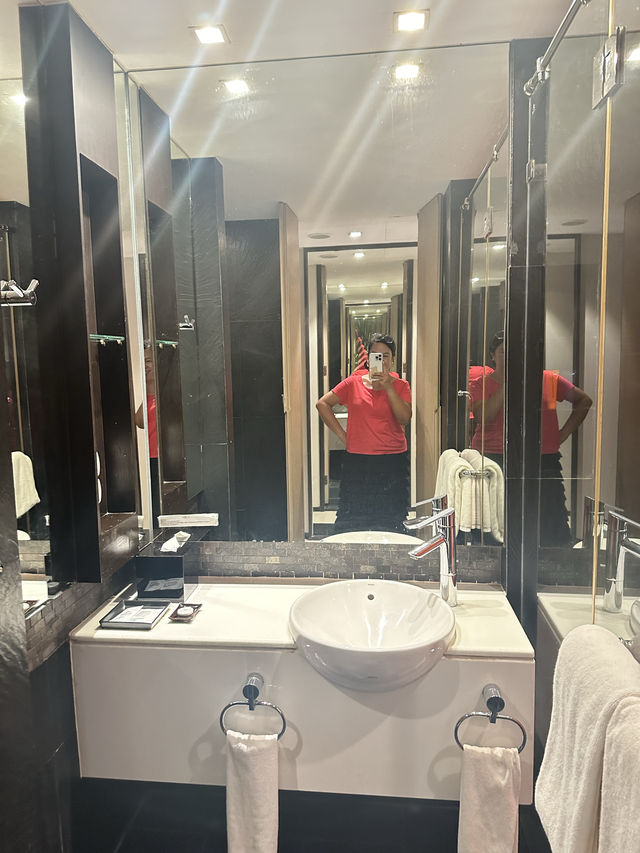 📍Vic3 Bangkok โรงแรมทำเลดีๆใจกลางกรุงเทพ