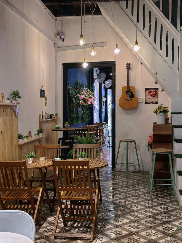 Cute Little Crepe Cafe in Jonker Street