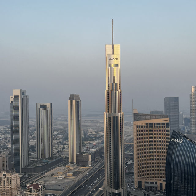 Discover Dubai's Gems: Dubai Mall & Burj Khalifa 