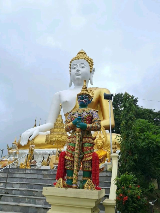 วัดดังสายมู ขอพรหลวงพ่อทันใจ📍วัดพระธาตุดอยคำ