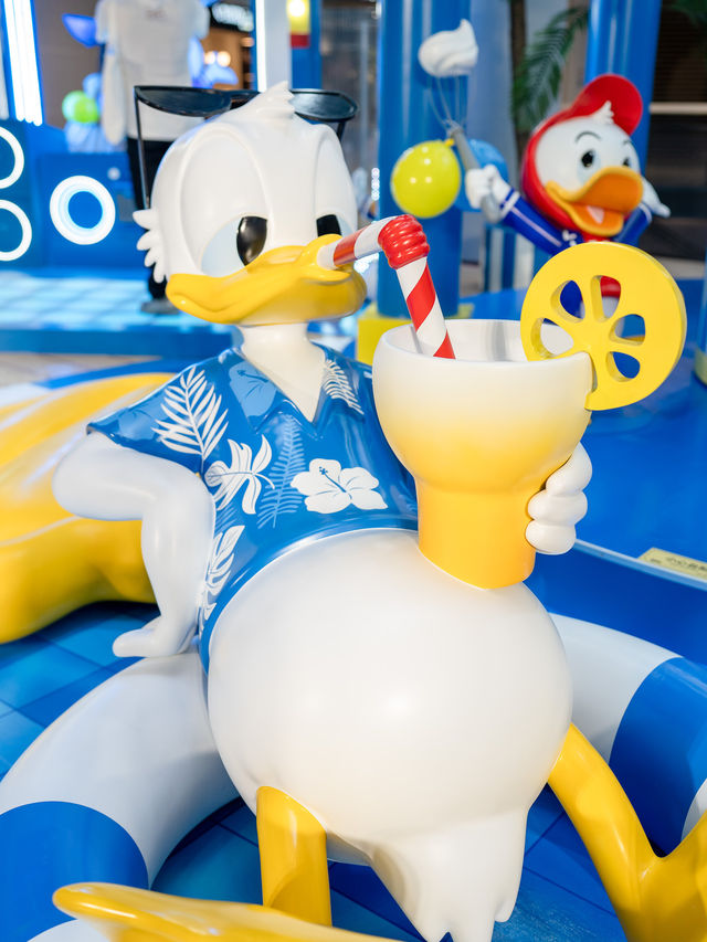 暑假放電必去！唐老鴨主題展🩵💙