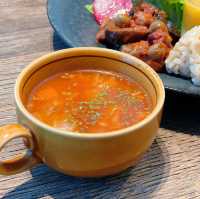 【汐留】食べて綺麗になる！鎌倉野菜をたっぷり使ったマクロビ料理🥗