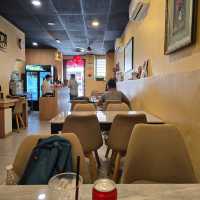 ร้านอาหารรางวัลมิชลินไกด์ 老品The Pinn