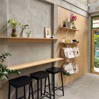 REN - Cafe & Goods 